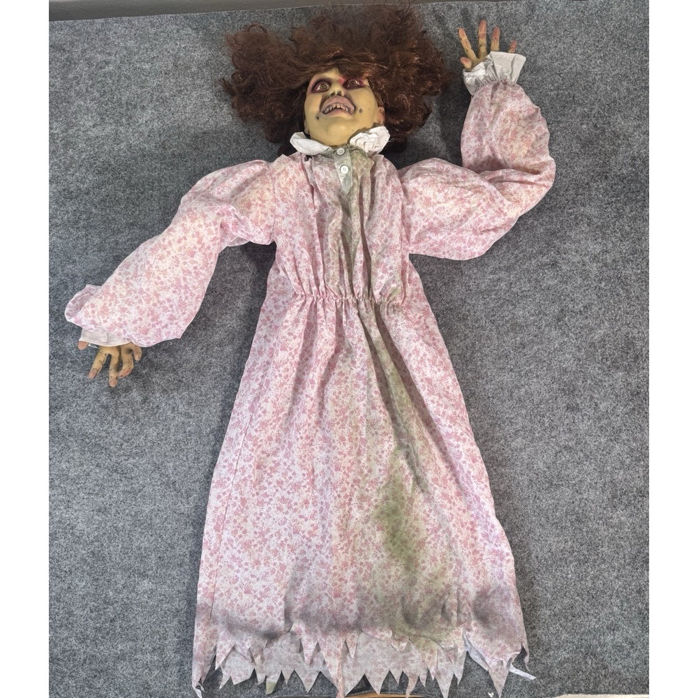 Halloween Exorcist Ragen Flying Girl Halloween Prop 3' 2007